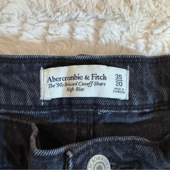 Abercrombie & Fitch 90s Relaxed High Rise Black Cutoff Shorts 35 - 20 Raw Hem - Picture 3 of 6
